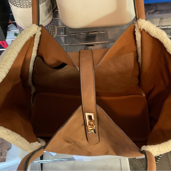 FFC NEW YORK SUEDE/SHEEP FUR TOTE - Picture 3 of 4